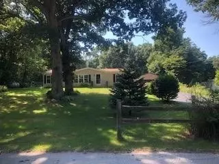 10378 N 583, De Motte, IN 46310 photo 2