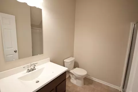 1041 E 113th St, Crown Point, IN 46307 photo 5