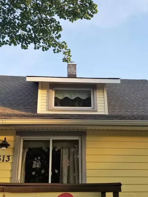 613 E State St, Morocco, IN 47963 photo 3