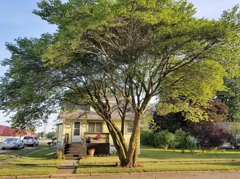 613 E State St, Morocco, IN 47963 photo 2