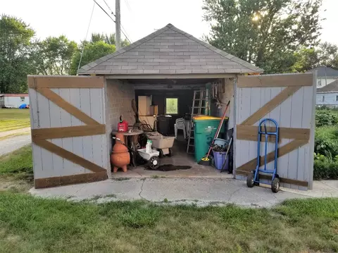 613 E State St, Morocco, IN 47963 photo 24