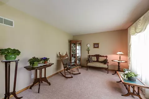 10117 Windfield Dr, Munster, IN 46321 photo 4