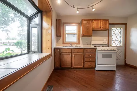440 N Dwiggins St, Griffith, IN 46319 photo 10