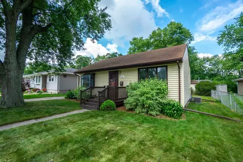 440 N Dwiggins St, Griffith, IN 46319 photo 4