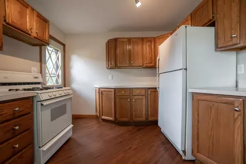 440 N Dwiggins St, Griffith, IN 46319 photo 8