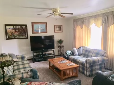 930 Maxwell Ct, Crown Point, IN 46307 photo 3