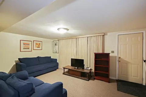 4616 E 6th Ave, Gary, IN 46403 photo 8