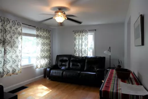 212 Maple St, Crown Point, IN 46307 photo 7