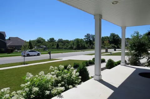 1915 S Feather Rock Dr, Crown Point, IN 46307 photo 5