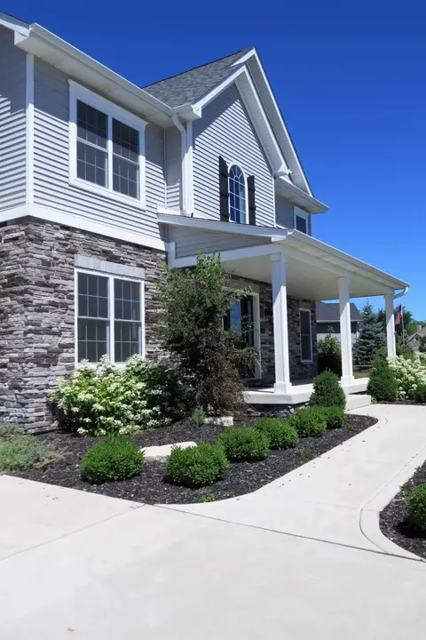 1915 S Feather Rock Dr, Crown Point, IN 46307 photo 6