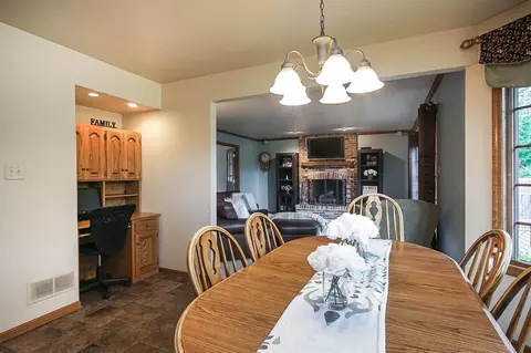 1624 185th St, Lansing, IL 60438 photo 9