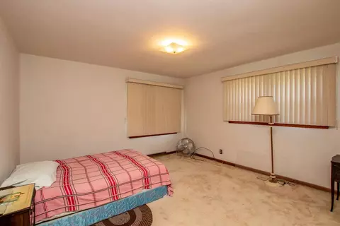 2073 Mckinley St, Gary, IN 46404 photo 9