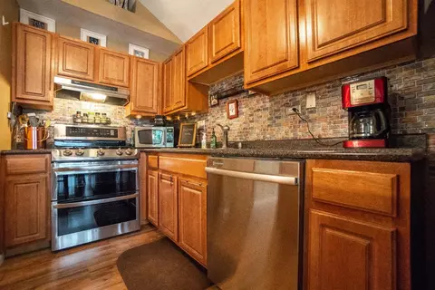 1435 Fox Hound Trl, Beecher, IL 60401 photo 4