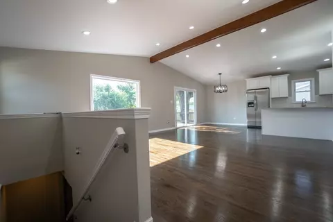 1725 N Indiana Pl, Griffith, IN 46319 photo 2