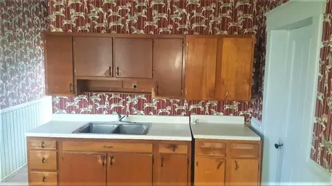 402 E Beaver St, Morocco, IN 47963 photo 9