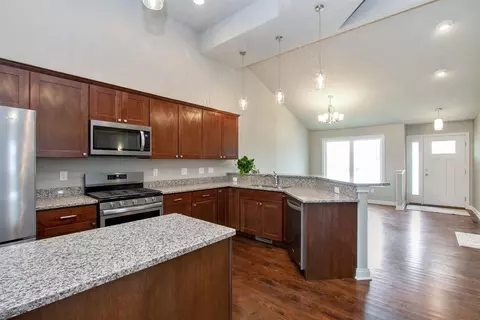 10667 Arbor Ln, Saint John, IN 46373 photo 3