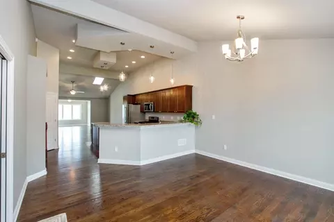 10667 Arbor Ln, Saint John, IN 46373 photo 5