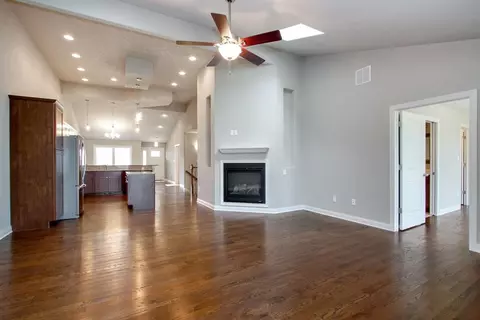 10667 Arbor Ln, Saint John, IN 46373 photo 4