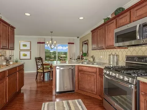 11157 Vermont Cir, Crown Point, IN 46307 photo 3