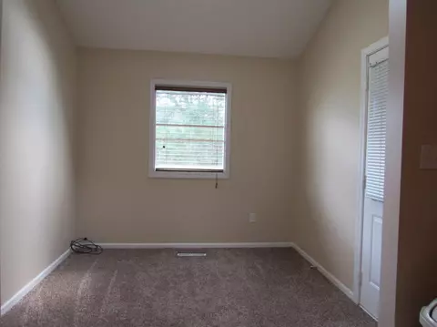 1863 Springvale Dr, Crown Point, IN 46307 photo 5