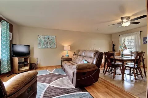 222 Timrick Dr, Munster, IN 46321 photo 8