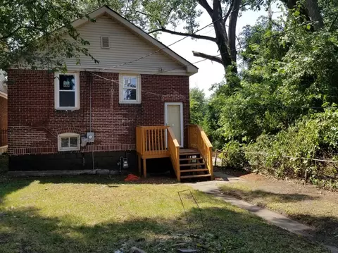 647 S Hamilton St, Gary, IN 46403 photo 8