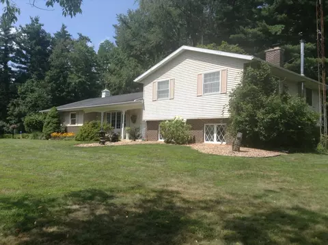 6644 N 200, La Porte, IN 46350 photo 1