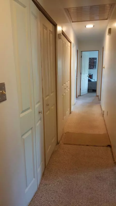 152 W Oak Pl, Griffith, IN 46319 photo 10