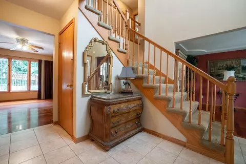1260 Creekside Dr, Crown Point, IN 46307 photo 9