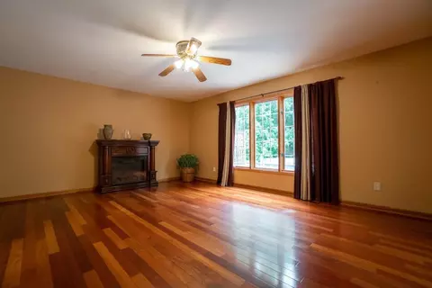 1260 Creekside Dr, Crown Point, IN 46307 photo 5