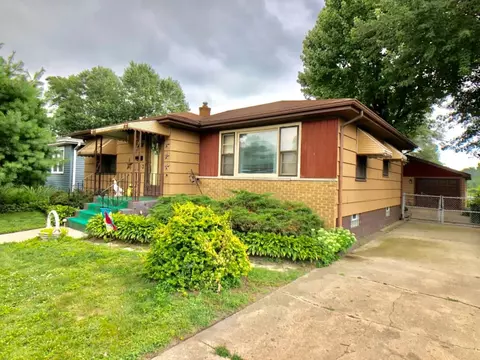 221 W 40th Pl, Griffith, IN 46319 photo 1