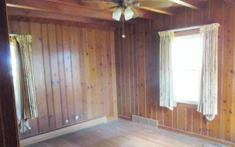 214 N Griffith Blvd, Griffith, IN 46319 photo 4