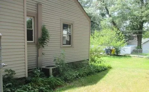 214 N Griffith Blvd, Griffith, IN 46319 photo 9