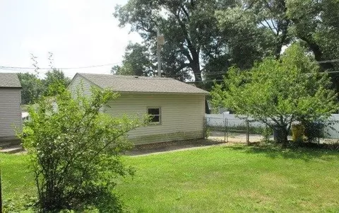 214 N Griffith Blvd, Griffith, IN 46319 photo 10