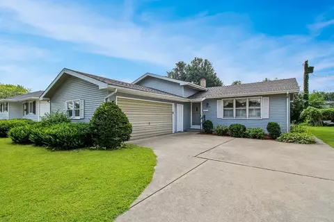 1908 Azalea Dr, Munster, IN 46321 photo 1
