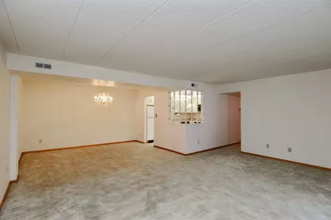 8831 Harrison Ave #103, Munster, IN 46321 photo 4
