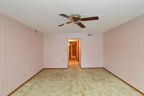 8831 Harrison Ave #103, Munster, IN 46321 photo 9