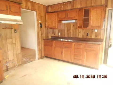 6925 E 4th Ave, Gary, IN 46403 photo 4