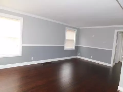 7217 Mclaughlin Ave, Hammond, IN 46324 photo 5
