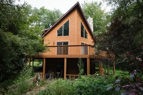 3917 N 400, Rolling Prairie, IN 46371 photo 1