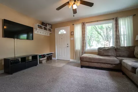 213 Maple St, Crown Point, IN 46307 photo 8