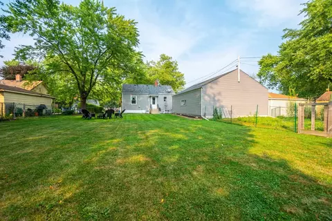 213 Maple St, Crown Point, IN 46307 photo 3