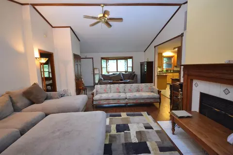 110 E Burwell Dr, Porter, IN 46304 photo 5
