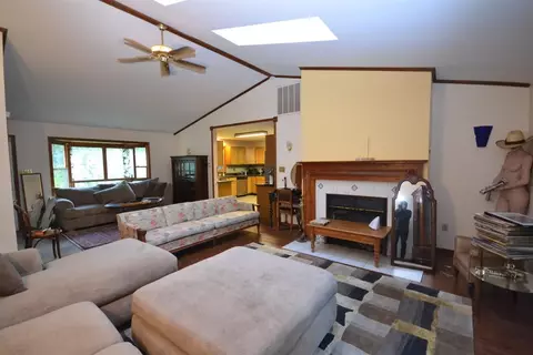 110 E Burwell Dr, Porter, IN 46304 photo 6
