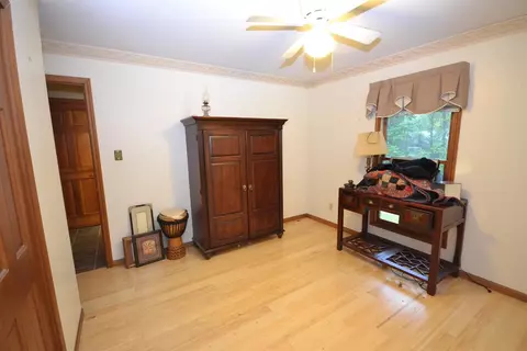 110 E Burwell Dr, Porter, IN 46304 photo 14