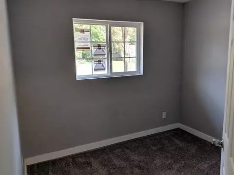 5519 E 10th Ave, Gary, IN 46403 photo 10