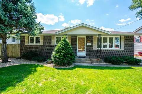 131 Minter Dr, Griffith, IN 46319 photo 1