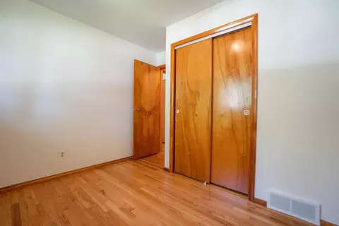 131 Minter Dr, Griffith, IN 46319 photo 15