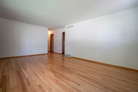 131 Minter Dr, Griffith, IN 46319 photo 13