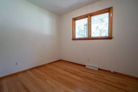 131 Minter Dr, Griffith, IN 46319 photo 16